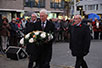 Bloemenhulde op het Burg. Frans Desmidtplein.